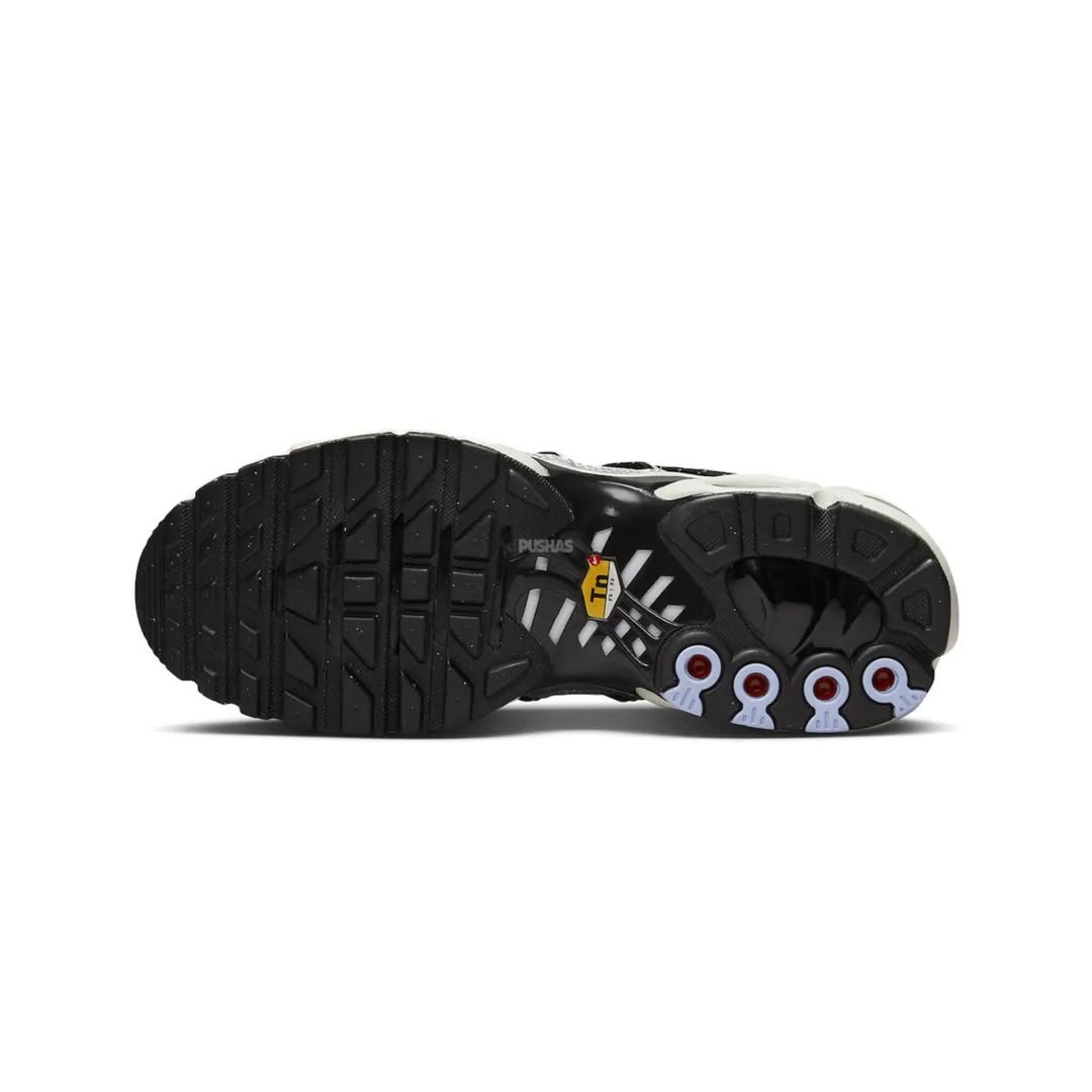 Nike Air Max Plus TN Utility "Metallic Silver & Black"