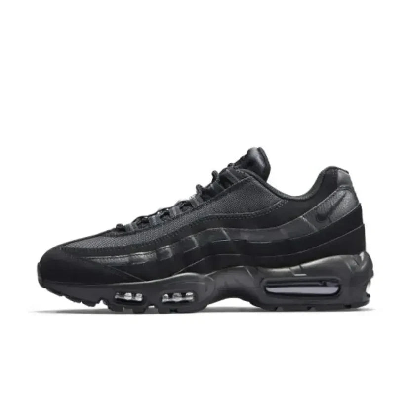 Nike Air Max 95 Essential “Black”