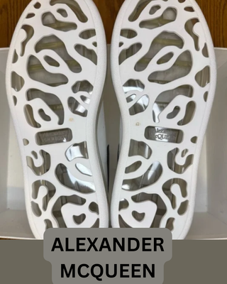 Alexander McQueen Oversized "White / Navy"