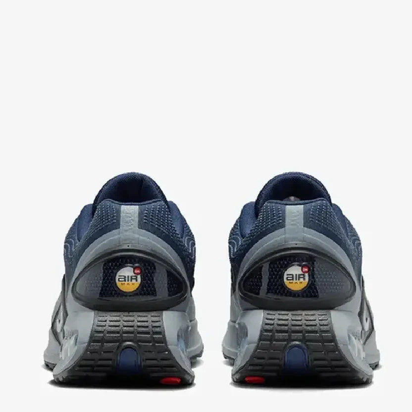 Nike DN "Cool Grey"