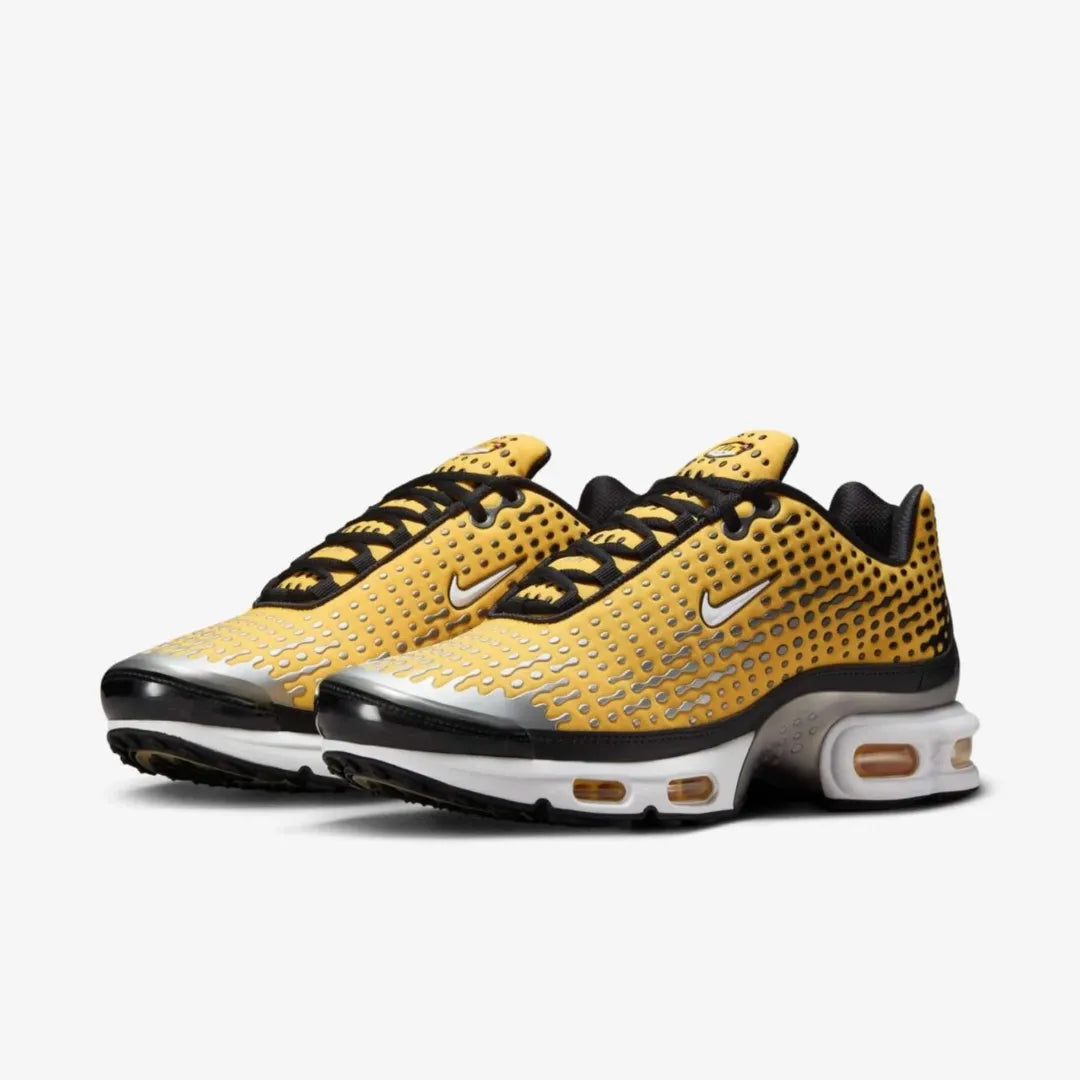 Nike Air Max Plus TN “Gold Bullet”