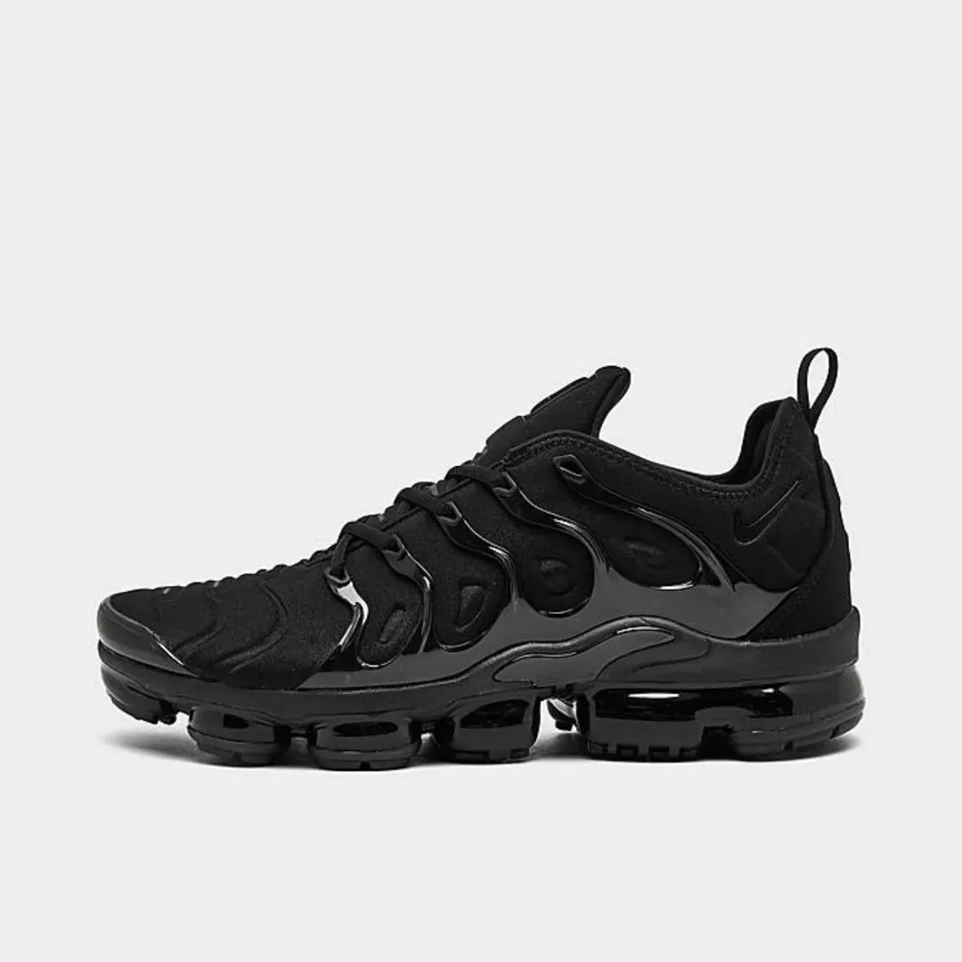 Nike Air VaporMax Plus “Triple Black”