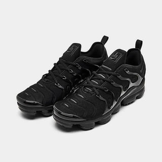 Nike Air VaporMax Plus “Triple Black”