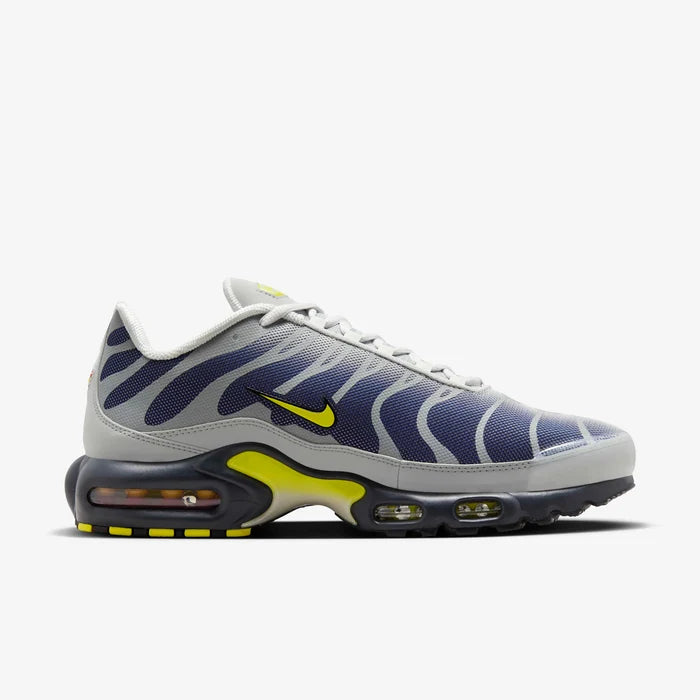 Nike Air Max TN "Metallic Silver Obsidian"