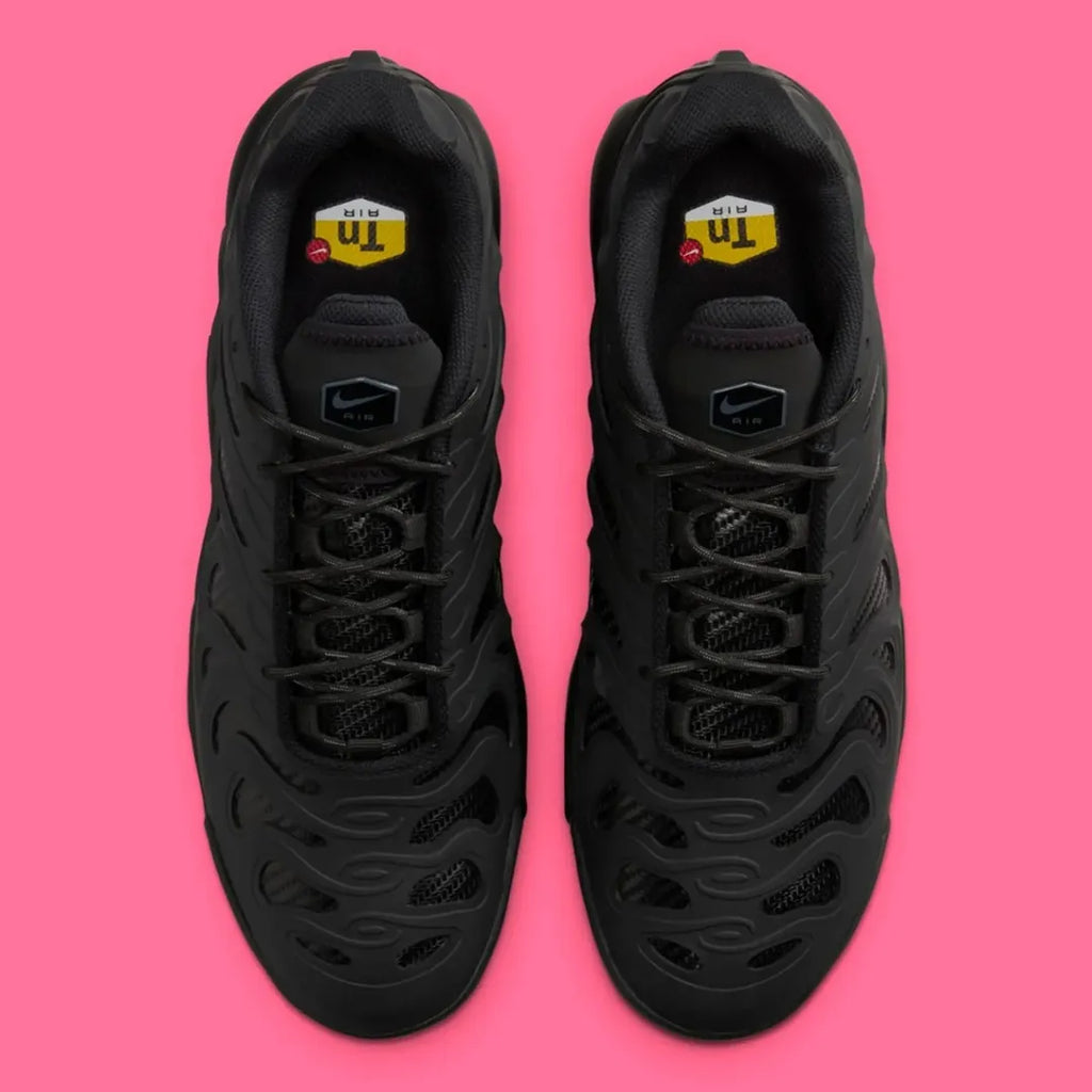 Nike Air Max Plus TN Drift "Triple Black"