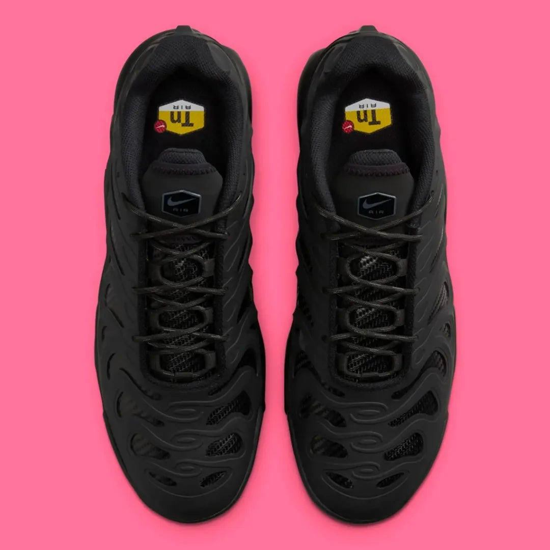 Nike Air Max Plus TN Drift "Triple Black"
