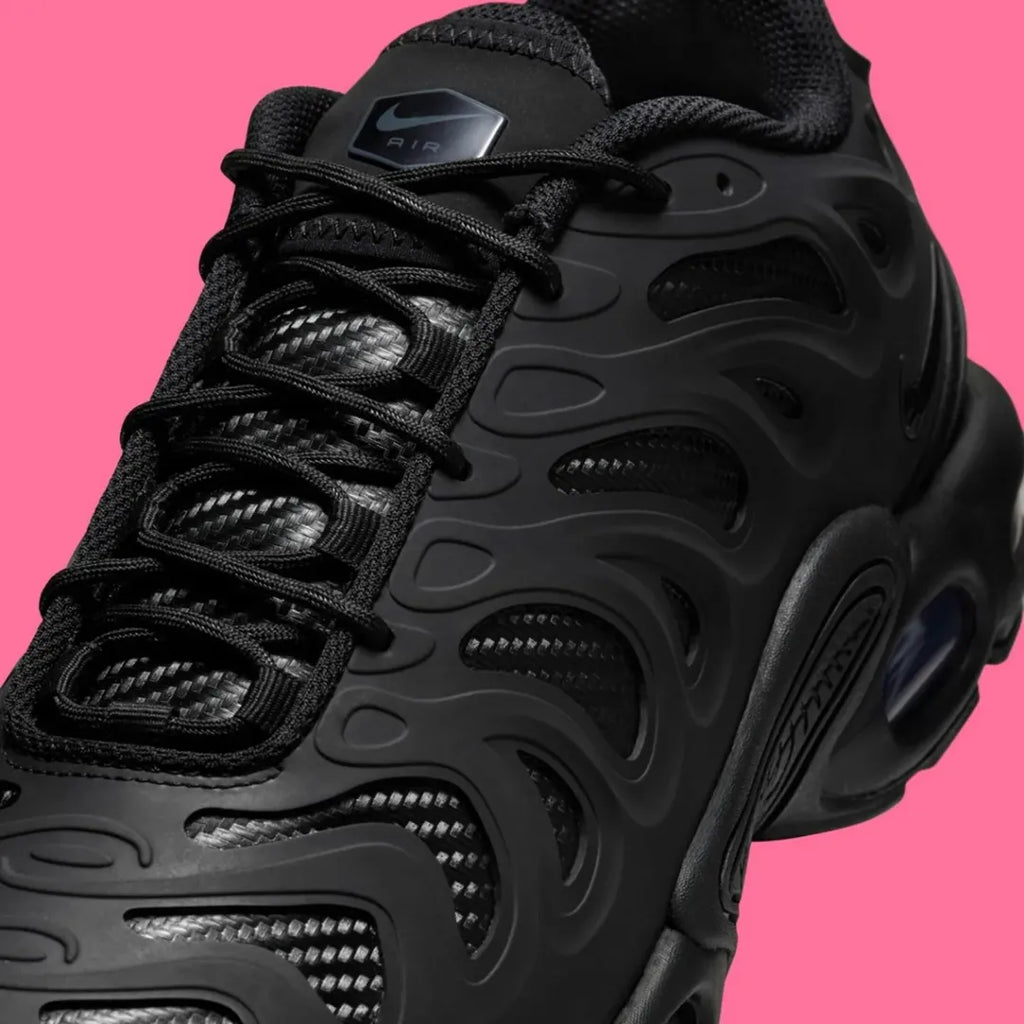 Nike Air Max Plus TN Drift "Triple Black"