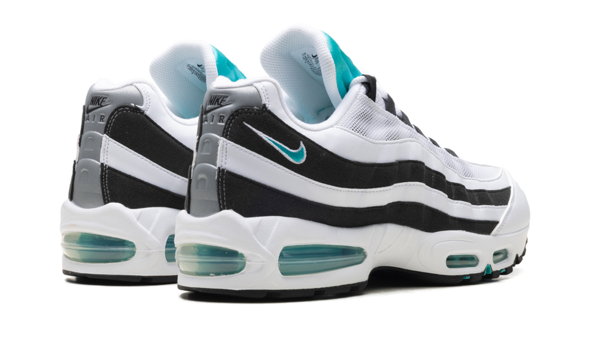 Nike Air Max 95 OG “Black Border”