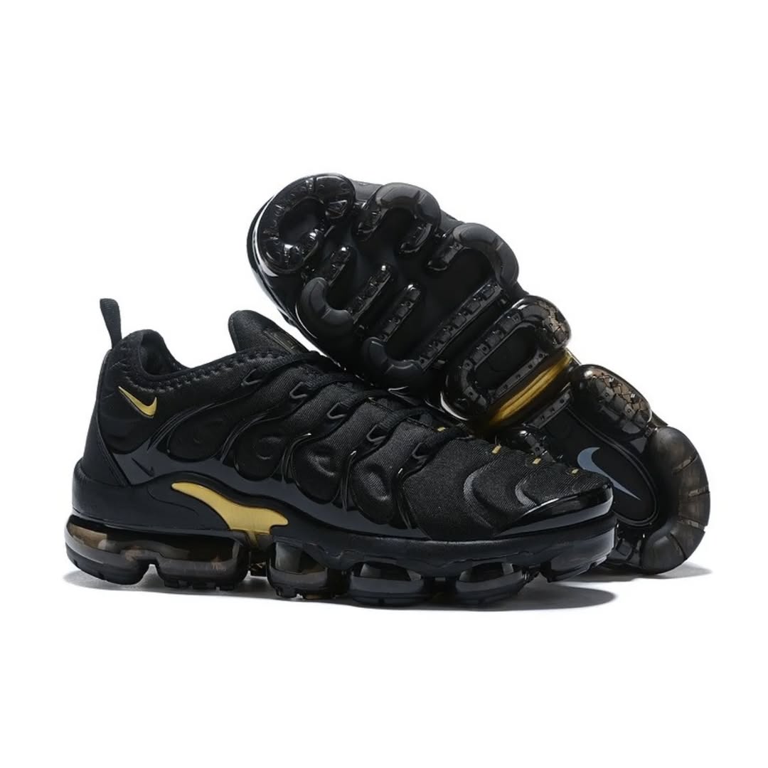Nike Air Vapormax Evo "Triple Black/Gold"