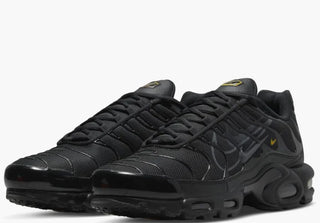 Nike Air Max Plus TN "Triple Swoosh Batman"