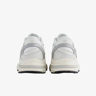 Aimé Leon Dore x New Balance 1000 Sea Salt Concrete, par patika pogled na petu
