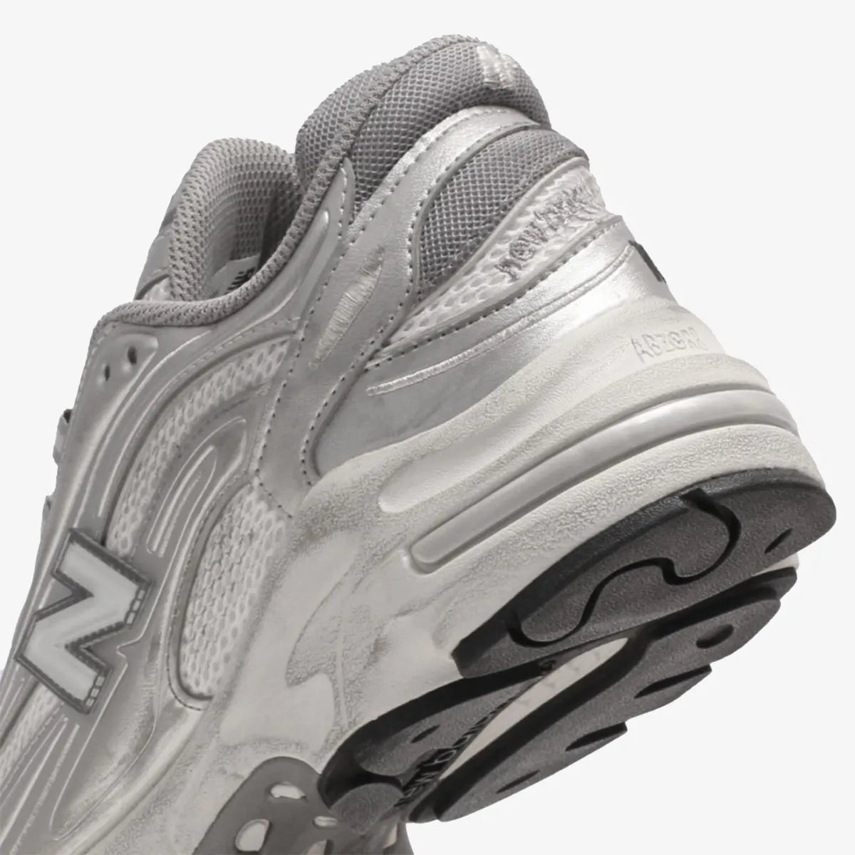 New Balance 1000 Silver, par patika odozgo