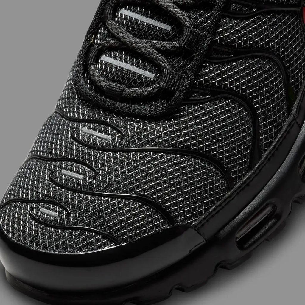 Air Max Plus “Triple Black Red Swoosh”