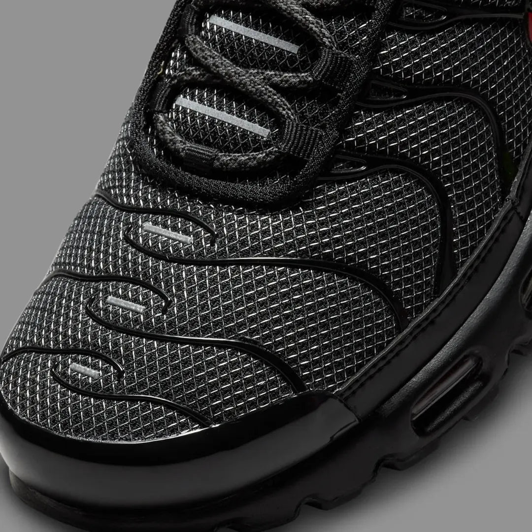 Air Max Plus “Triple Black Red Swoosh”