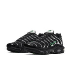Nike Air Max Plus (Black Silver Green Strike) — fotografija 3