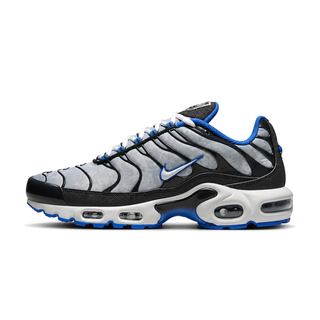 Nike Air Max Plus SE (Social FC) — bočni prikaz