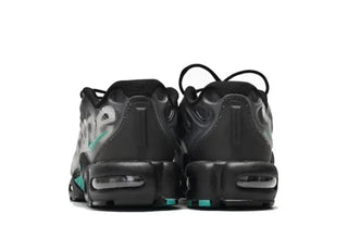 Supreme x Nike Air Max Plus (Black) — fotografija 4