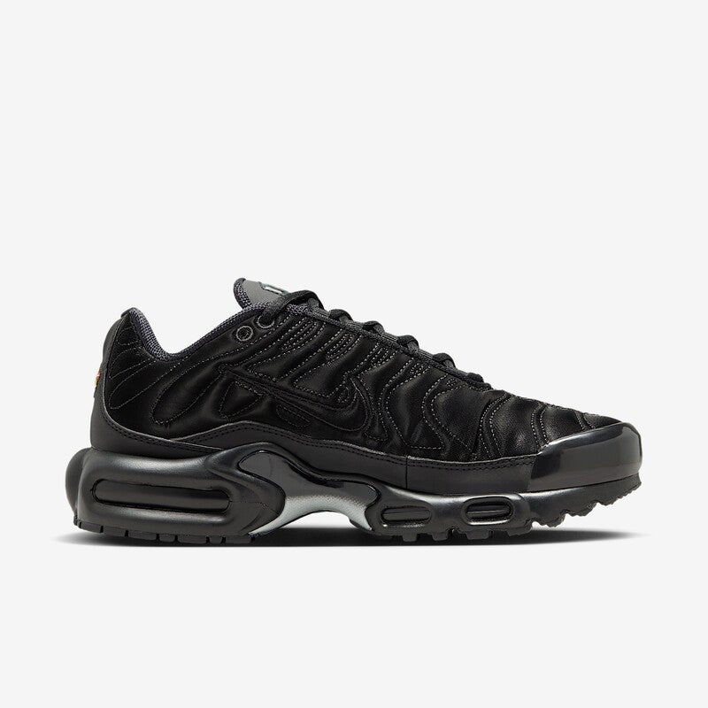 Nike Air Max Plus (Black Satin) — fotografija 2