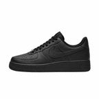 Nike Air Force 1 Triple Black — bočni prikaz